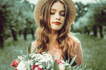 35+ Best Lightroom Mobile Presets 2025 (Free & Premium)
